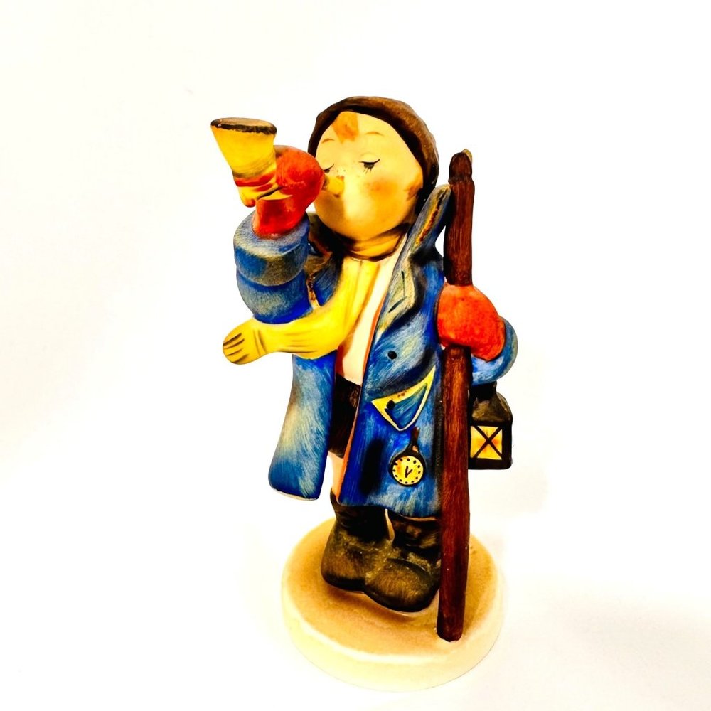 Goebel Hummel #15/0 "Hear Ye Hear Ye"  TMK6